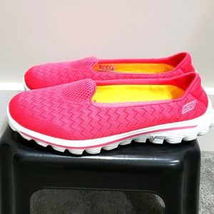 Skechers Goga Mat Tech Hot Pink slip on sneakers